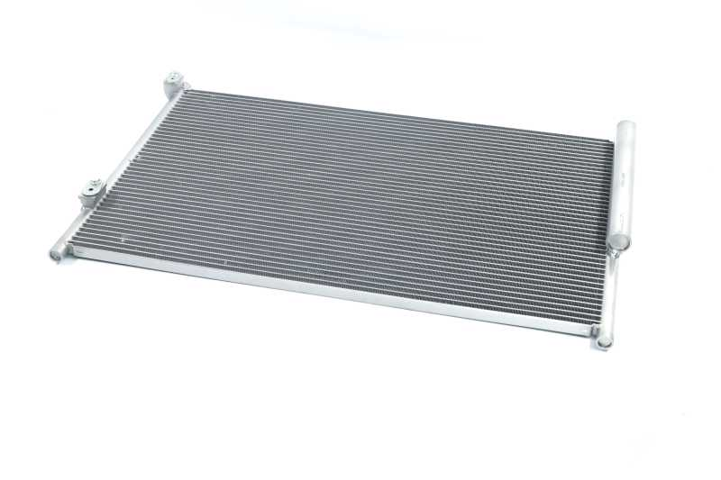 Конденсор кондиціонера Suzuki Grand Vitara 1.6/1.9 05- (Van Wezel) 52005108