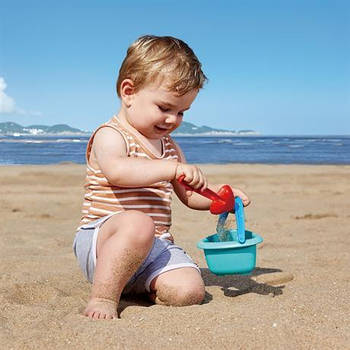 Набір для пісочниці Hape відерце з лопаткою E4089