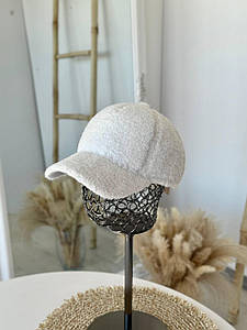 Зимова кепка бейсболка Тедді з вушками