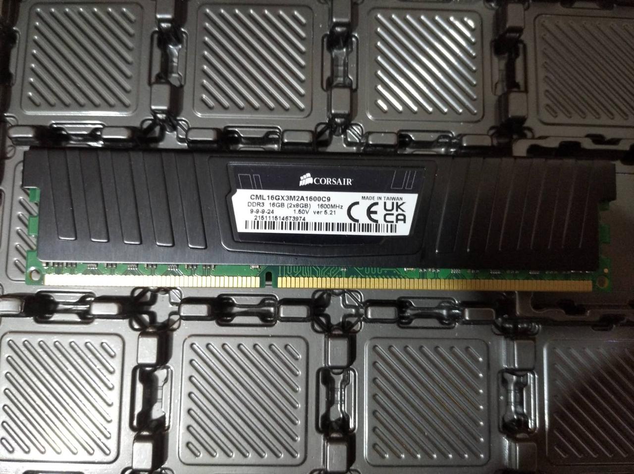 8GB DDR3 1600MHz Corsair PC3 12800U CL9 2Rx8 RAM Оперативна пам'ять CML16GXJM2A1600C9, фото 1