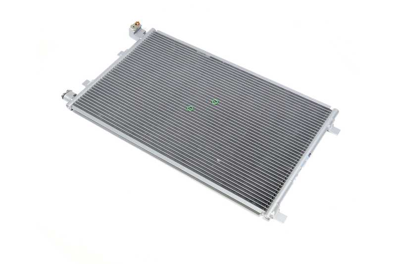 Конденсатор кондиціонера Nissan Qashqai J10 (07–) (Nissens) 940039