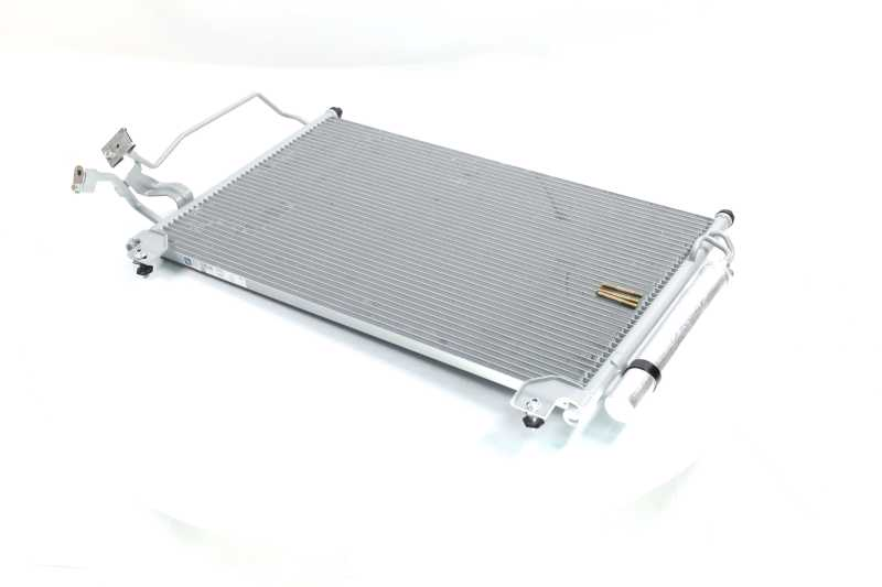 Конденсатор кондиціонера Mazda CX-7 (ER) (07–) (Nissens) 940049