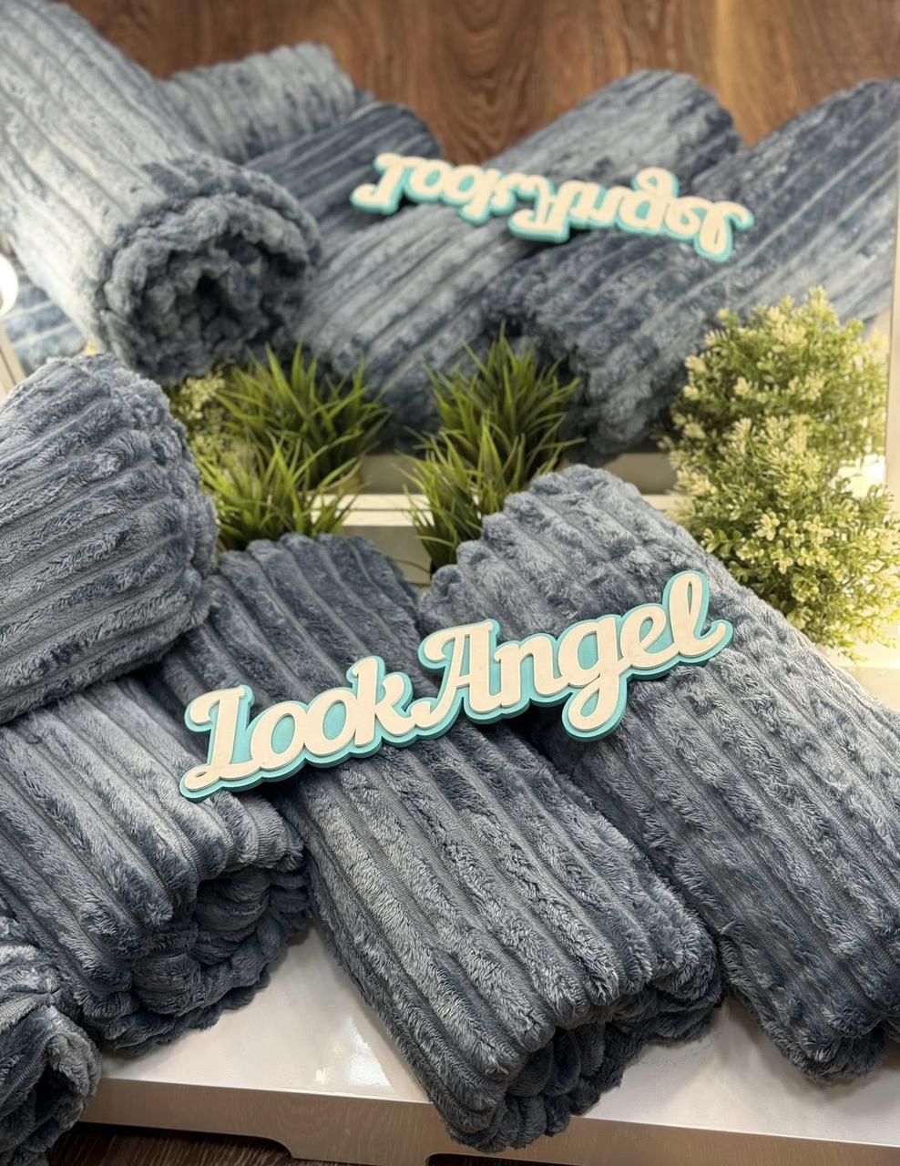 Неймовірно м'який та оксамитовий Плед 180х200 Тканина Плюш