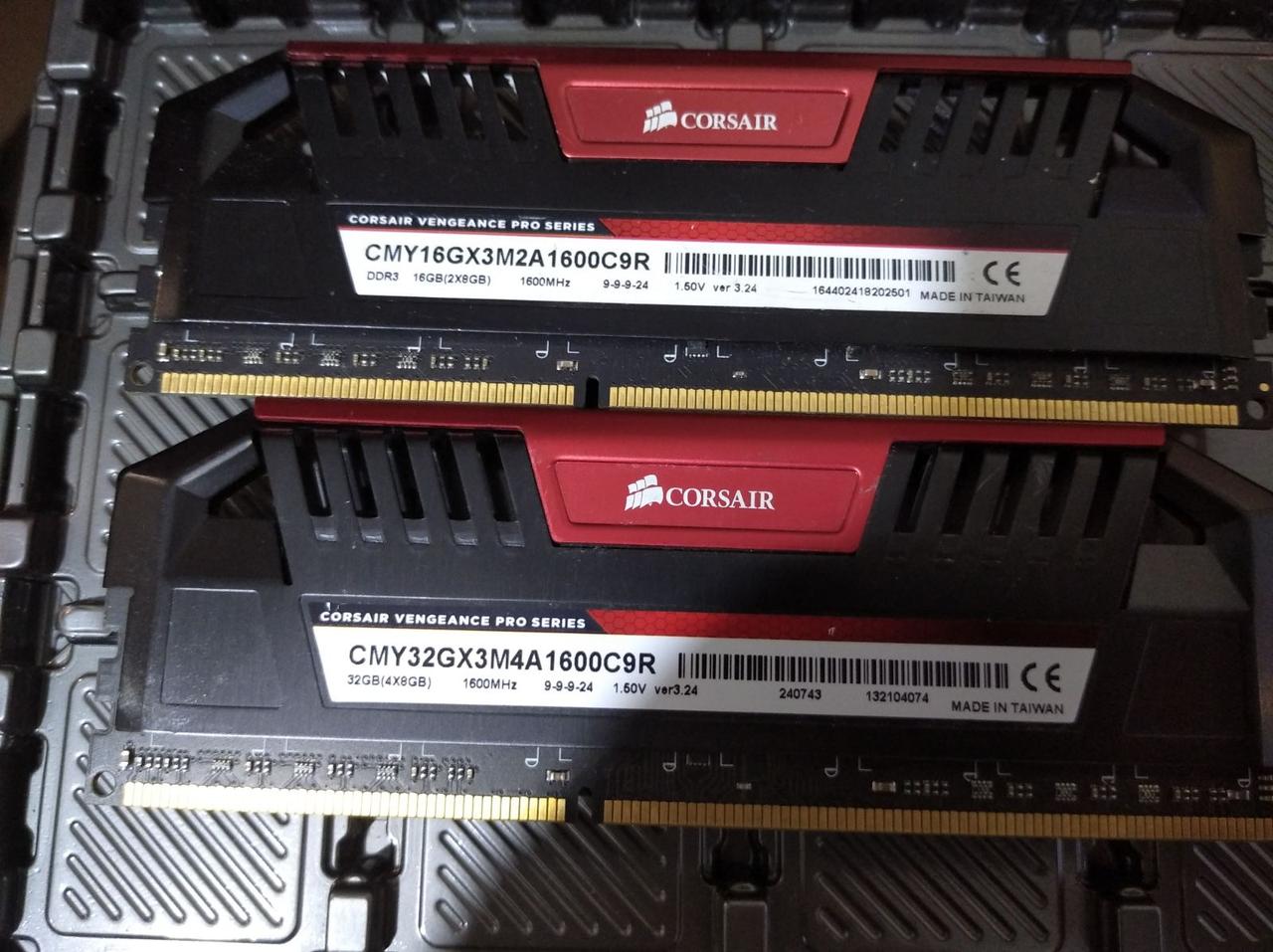 16Gb (2x8GB) DDR3 1600MHz Corsair PC3 12800U CL9  2Rx8 RAM Оперативна пам'ять CMY16GX3M2A1600C9R, фото 1