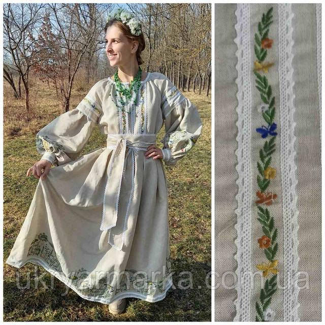Розкішна вишита сукня на льоні