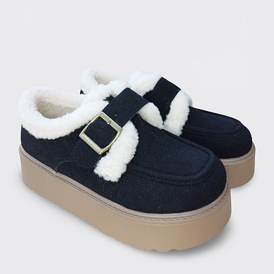 Жіночі замшеві угі з пряжкою чорні (M105-1)