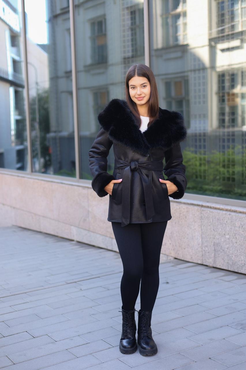 Елегантна еко-дублянка з капюшоном та хутром під лису Д-244 коротка