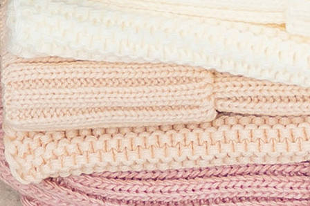 Жіноча в’язана шапка і хомут набір 3 вовна 20% з відворотом Бежевий, фото 2