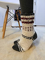 Теплі шерстяні жіночі носки.