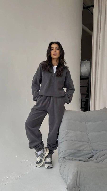 Жіночий прогулянковий костюм; Кольори: чорний, графіт, беж, мокко ; Розміри: 42-46, 48-52  ;, фото 1