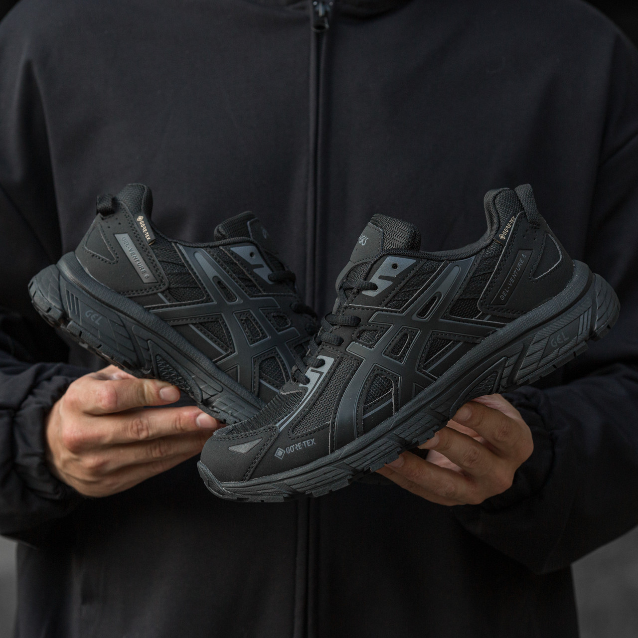 Кросівки чоловічі чорні зимові Asics Gel-Venture 6 Gore-Tex Black (21983), фото 1