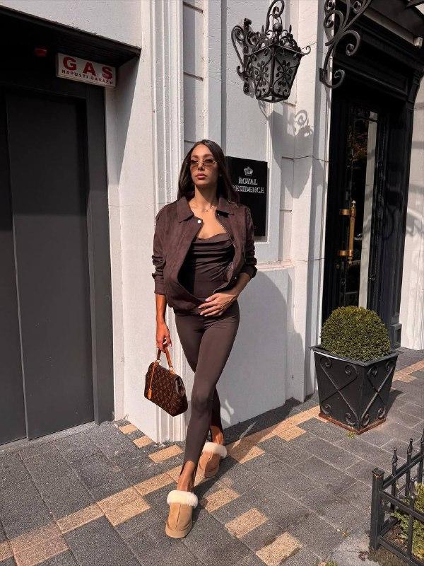 Жіночі легінси зі штрипками; Кольори: чорний, шоколад; Розмір: 42-44,46-48, фото 1