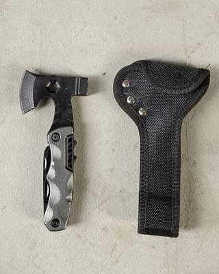 Мультитул із сокирою та молотком ВТ3835