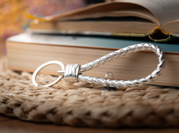 Ремінці для ключів з кільцем. Колір сріблястий. 12см, фото 1