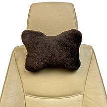 Автомобільна подушка на підголівник з еко-хутра в салон автомобіля Коричнева 1 шт, фото 2