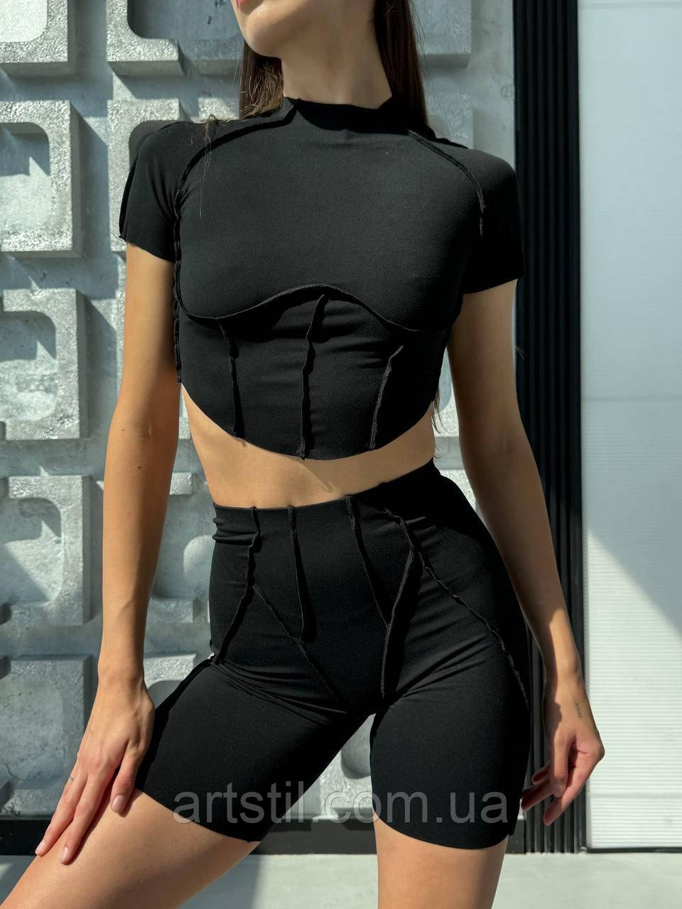 Фітнес костюм топ та шорти з імітацією білизни та скульптурування, фото 1