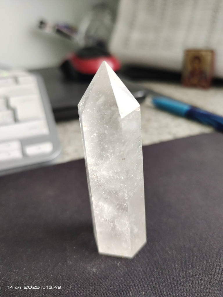 Обеліск Гірський кришталь, стовпчик з натурального білого кварцу, вага 40-70 г, висота 7-8 см, кристал кварцу - фото покупців 1