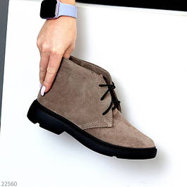 Чоботи, Черевики