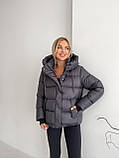 Жіноча коротка зимова куртка пуховик з біопухом і капюшоном пуфер 42-48 графіт, фото 2