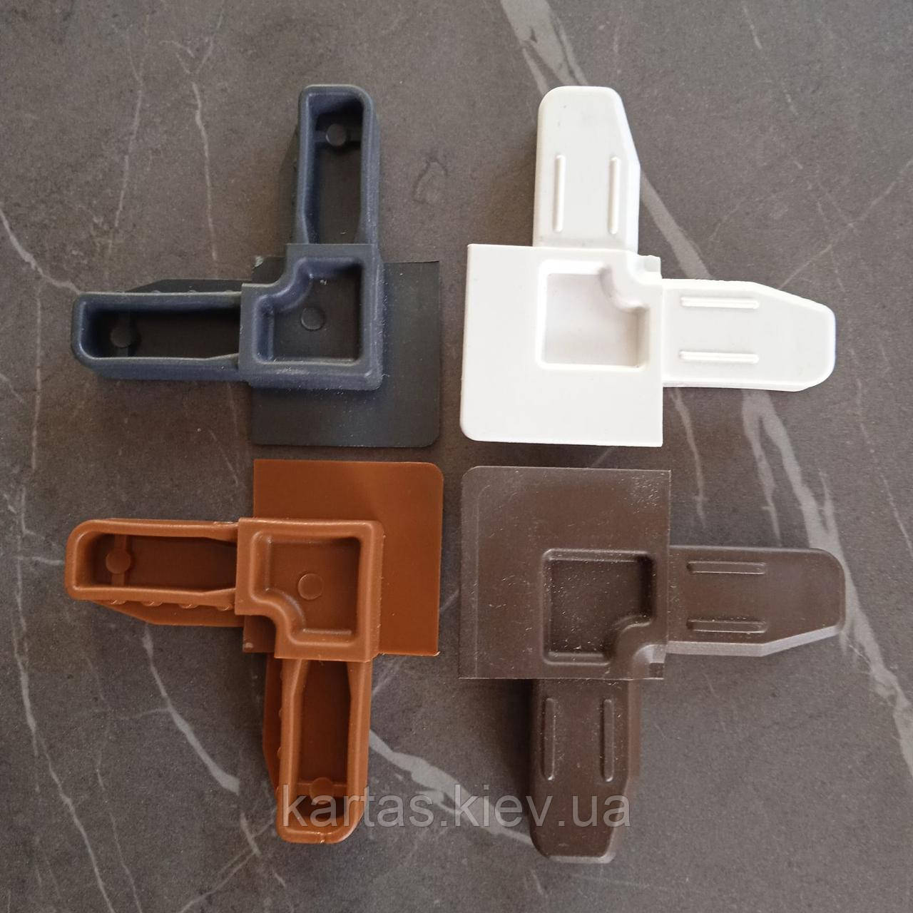 Кутник для москітного профілю Авіс, фото 1