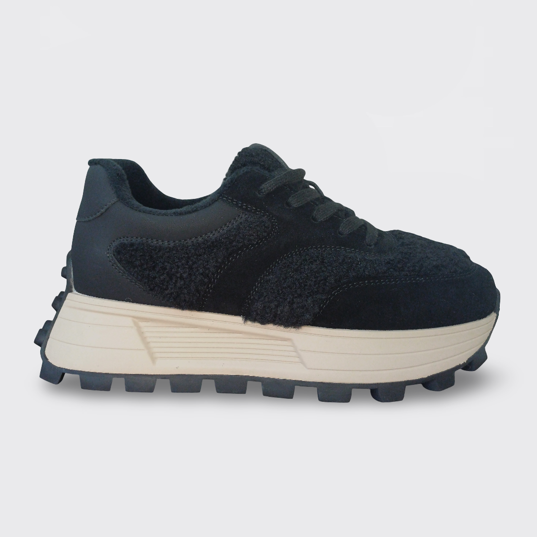 Кросівки жіночі зимові замшеві чорні (E76-23), фото 1