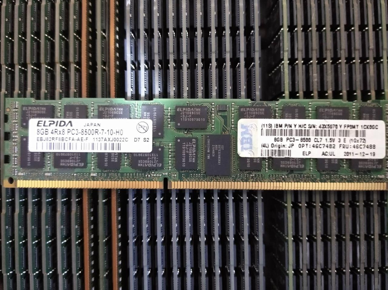 8GB DDR3 1066MHz Elpida 8500R PC3 REG ECC RAM Серверна оперативна пам'ять EBJ82RF8BCFA-AE-F, фото 1