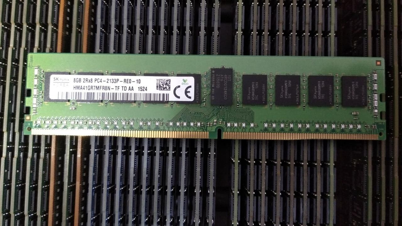 8GB DDR4 2133P Hunix 2Rx8 RAM PC4-17000R Серверна оперативна пам'ять 2133R HMA41GR7MFR8N-TF, фото 1