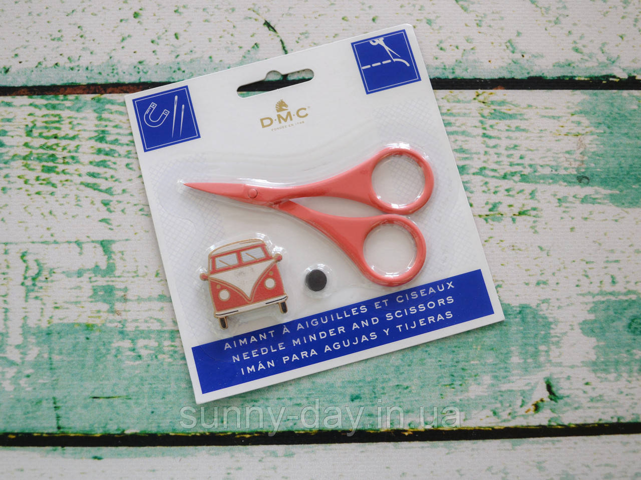 Ножиці для рукоділля DMC у наборі з магнітною гольницею колір - кораловий, фото 1