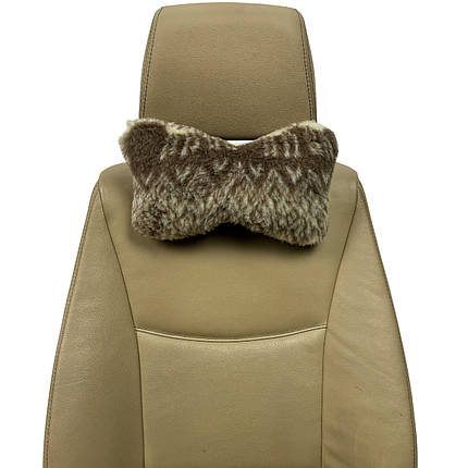 Автомобільна подушка на підголівник з еко-хутра в салон автомобіля принт "Олені"  1 шт, фото 1