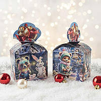 Новорічна картонна упаковка для подарунків і цукерок 1000 г №196 "Веселі звірятка" подарункова коробка під солодощі