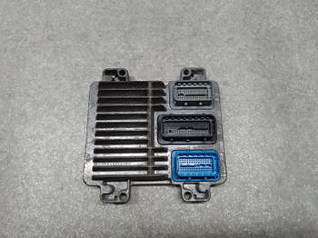 Блок керування двигуном HUMMER