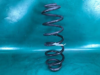 Пружина задньої підвіски AUDI Q5 08-16 CPMB 2.0 TFSI 2014 (б/у)