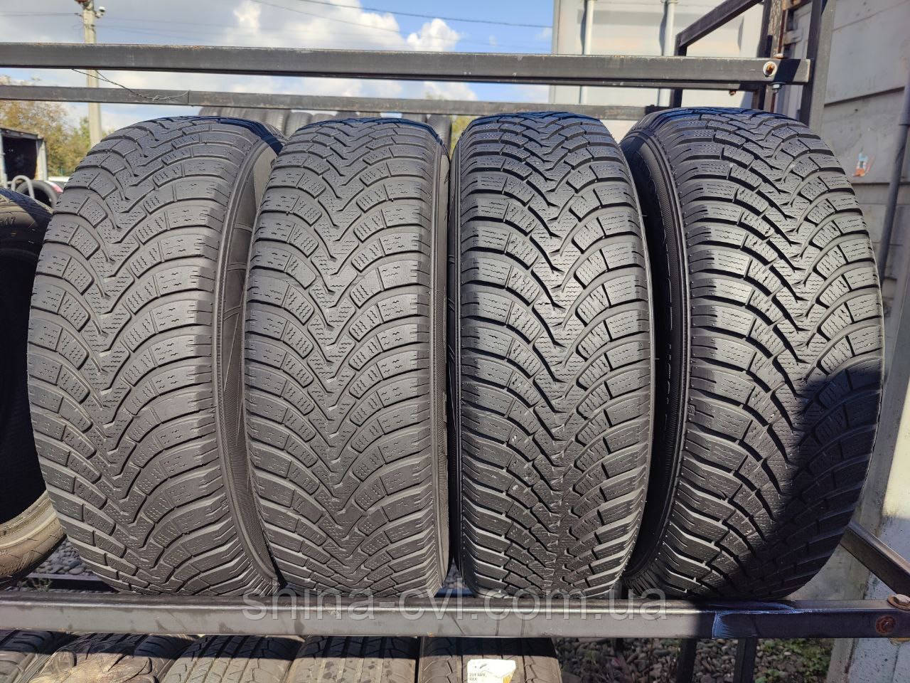 Зимові шини 225 65 r17 106H Falken Eurowinter HS01 Suv, фото 1