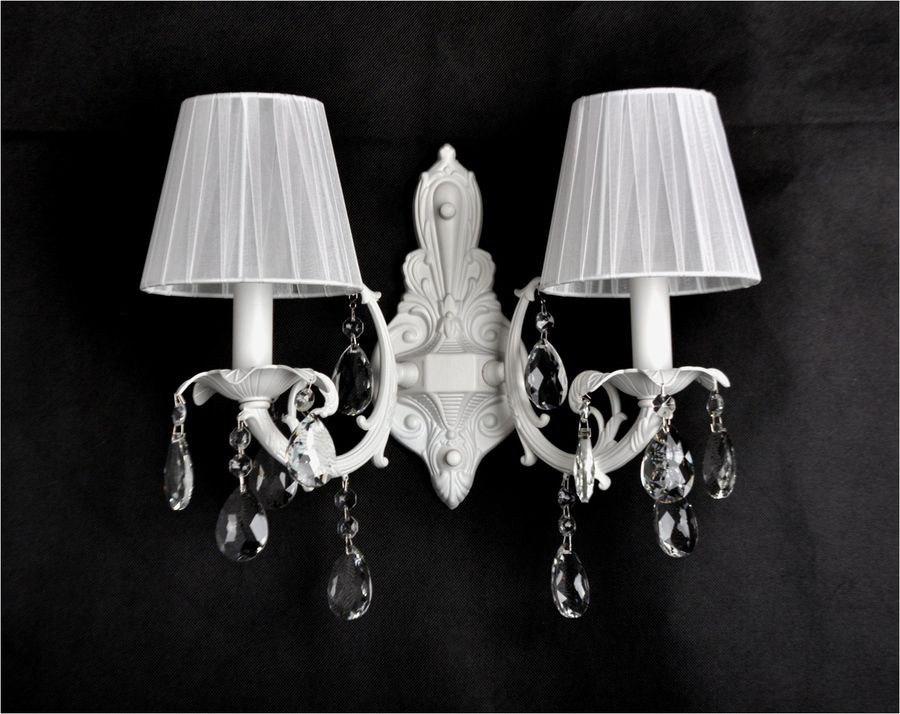 Біле класичне бра на дві лампи Е14 з текстильними абажурами, IP20