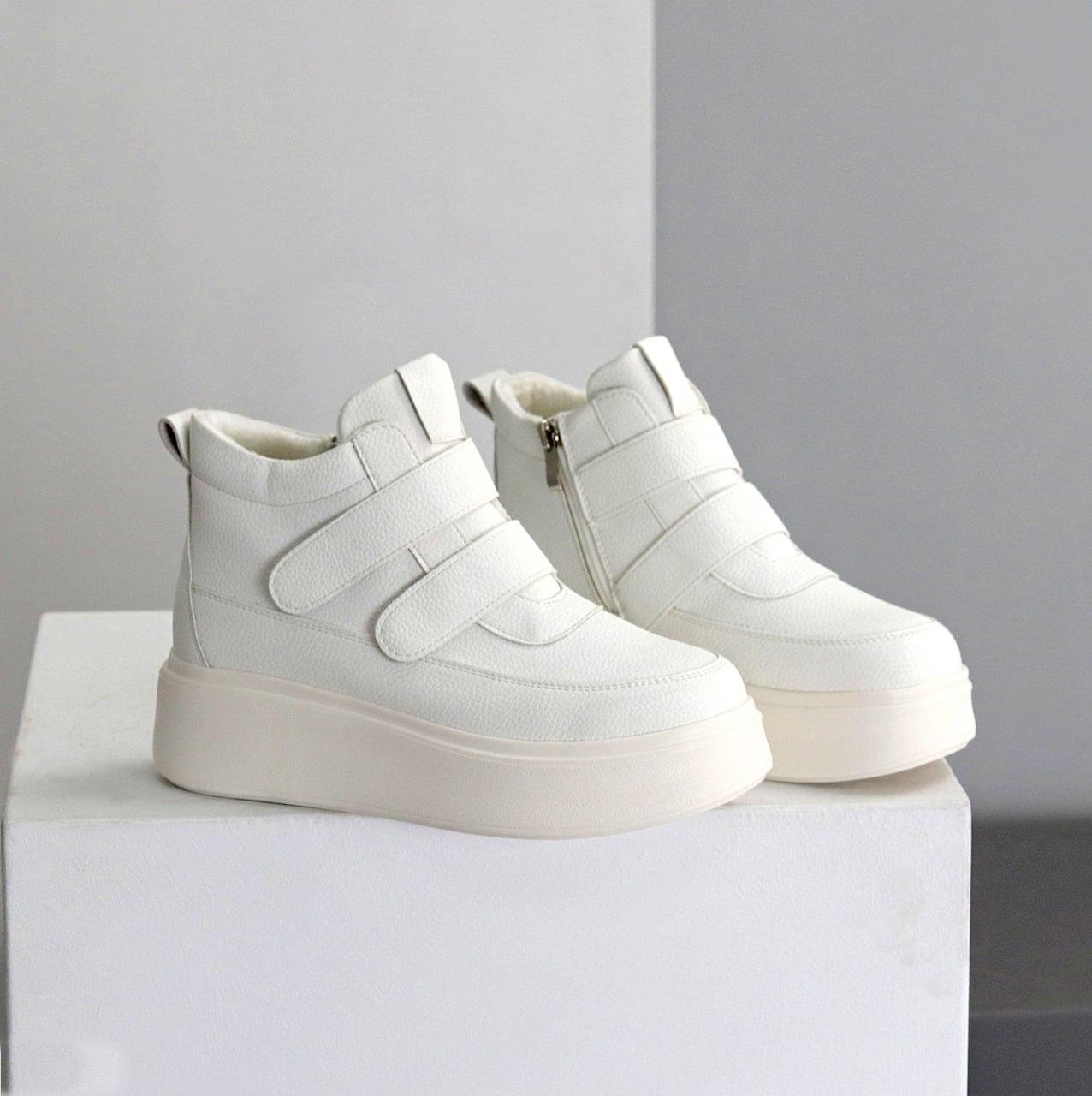 Жіночі зимові черевики на липучках та блискавці білі натуральна шкіра