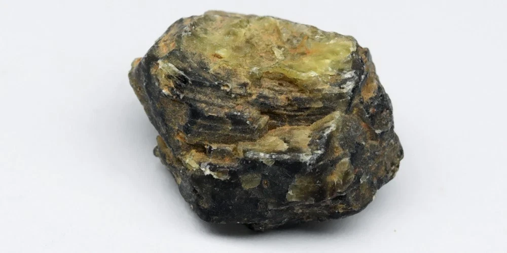 24.01 кт Природний зелений сапфір без скла, без нагрівання