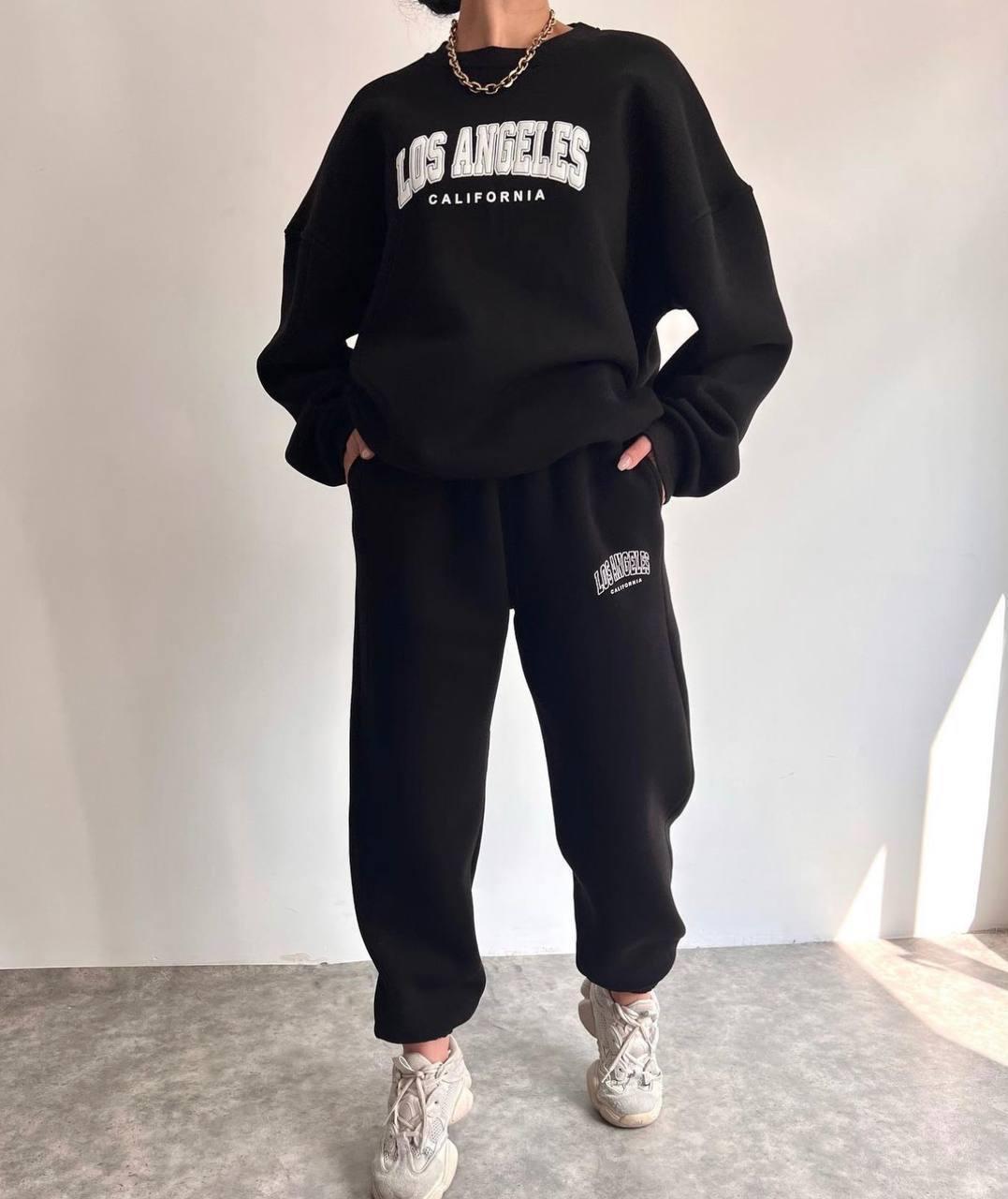 Спортивний костюм жіночий оверсайз на флісі р.42-46, 48-50 Модель 1526-2329 Колір: чорний, світло-бежевий, гіркий шоколад, фото 1