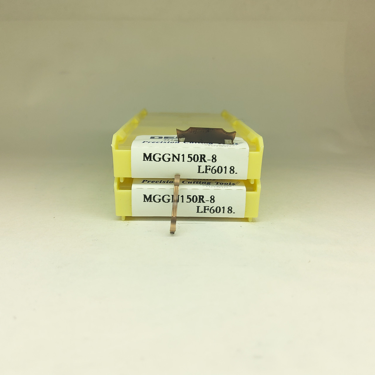 MGGN150R-8 LF6018 DESKAR (Сталь, Нержавіюча сталь) Твердосплавна пластина