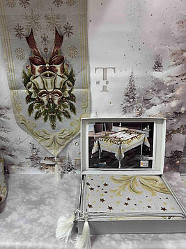 Скатертина новорічна гобеленова Verolli в коробці 160*220 см прямокутна Туреччина