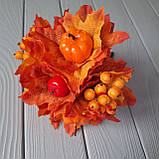 Осінній букет із листям та ягодами помаранчовий 20 см., фото 3