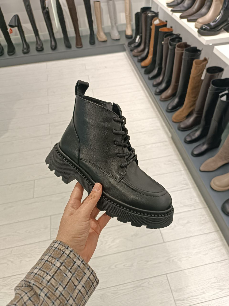 Челси женские кожаные черного цвета демисезонные, фото 1