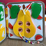 М'яка книжка-бізіборд Олень фетр пальчикові ігри шнурівка сортер за кольорами липучи 21*7*21см (C 69029), фото 5