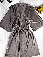 Жіночий теплий плюшевий халат капучіно на запах з поясом