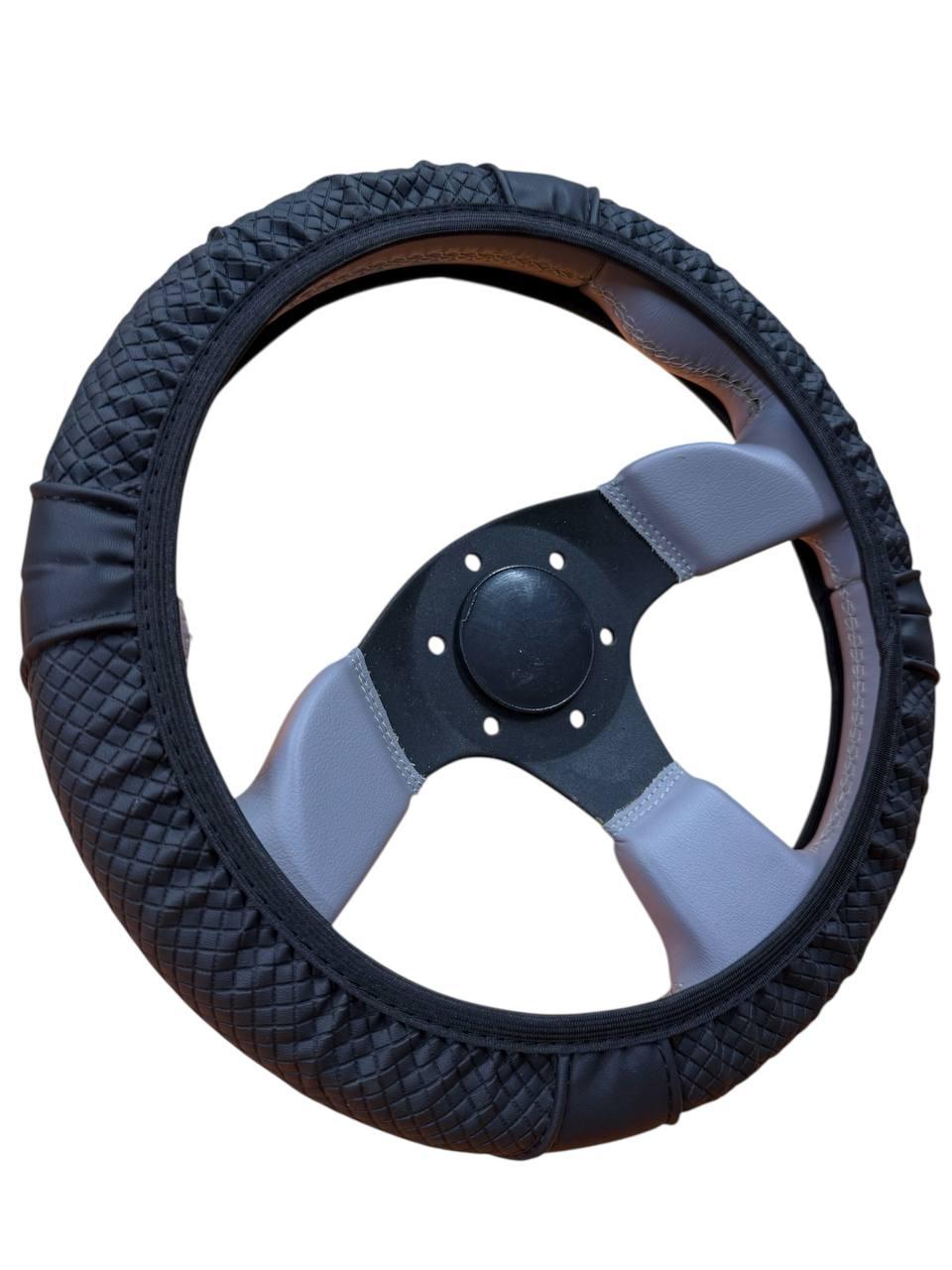 Чохол на кермо. Обплетення на кермо. Чохол універсальний чорний М 37-39 см