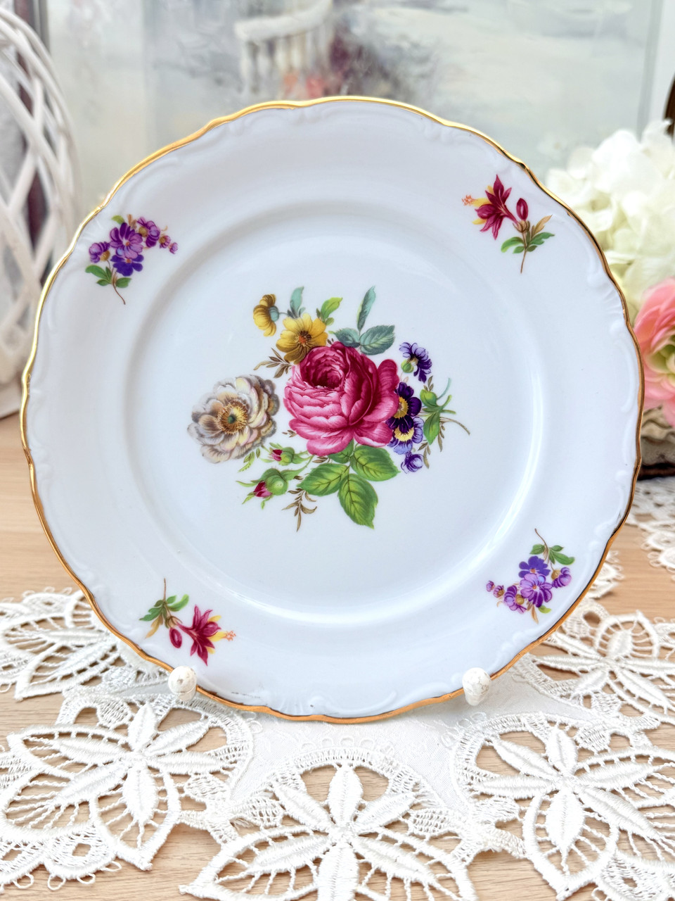 Порцелянова десертна тарілка з яскравим гарним квітковим букетом, Winterling Porzellan, Німеччина, фото 1
