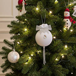 Новорічні кулі на ялинку оксамитові Бантик білий набір 6 шт D-8 см