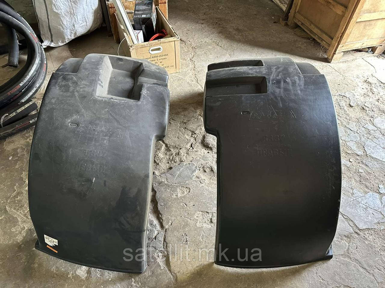 Підкрилки кабіни МАЗ-5337 к/т (без спальника), фото 1
