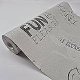 Шпалери вінілові на флізеліновій основі 0.53 × 10.05 м Marburg 58402, сіро-бежеві для спальні, вітальні, коридору, фото 5