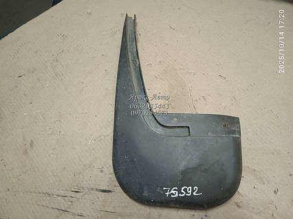 Бризговик задній лівий Mercedes Vito 639 03-14 000075592