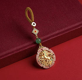 Малайзійський Брелок Кінь Перемоги з авантюрином і чотирилистним конюшином для удачі, щастя, довголіття, успіху та процвітання